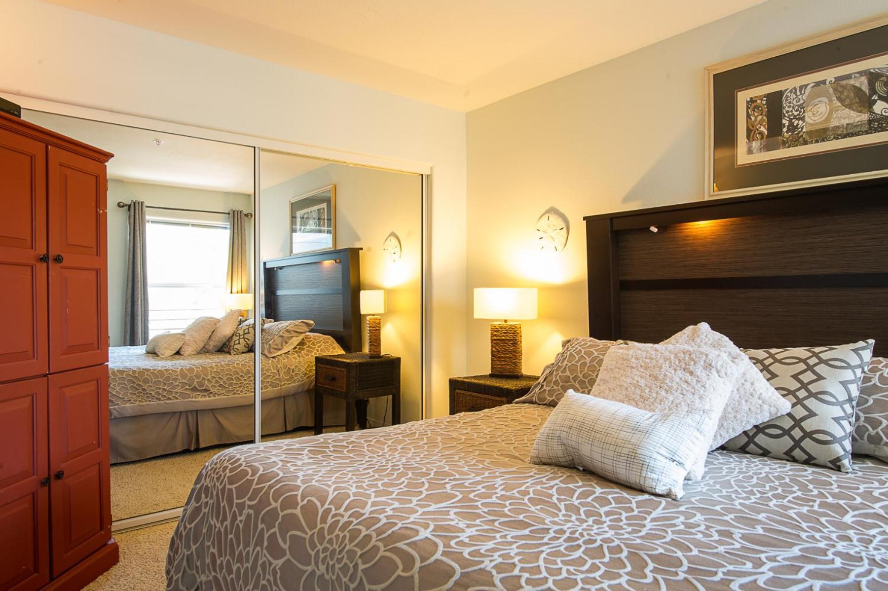 Waters Edge 214